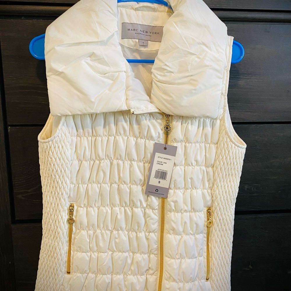 Marc Jacob’s NWT insulated vest white